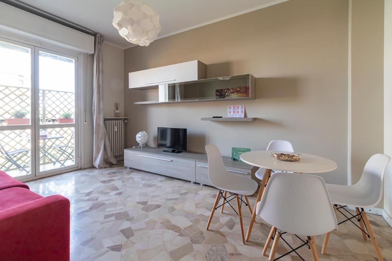 דירות Altido Trendy Flat With Balcony, Easy Access To Milan Centre מראה חיצוני תמונה